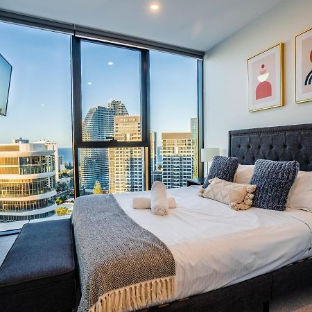 2 Bedroom Luxurious Family Apartment Next To Pacific Fair - Broadbeach Gold Coast Gc22 Esterno foto