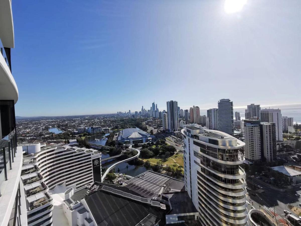 2 Bedroom Luxurious Family Apartment Next To Pacific Fair - Broadbeach Gold Coast Gc22 Esterno foto