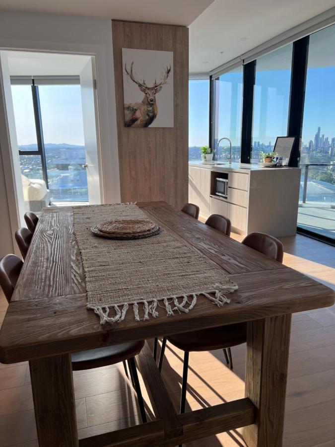 2 Bedroom Luxurious Family Apartment Next To Pacific Fair - Broadbeach Gold Coast Gc22 Esterno foto
