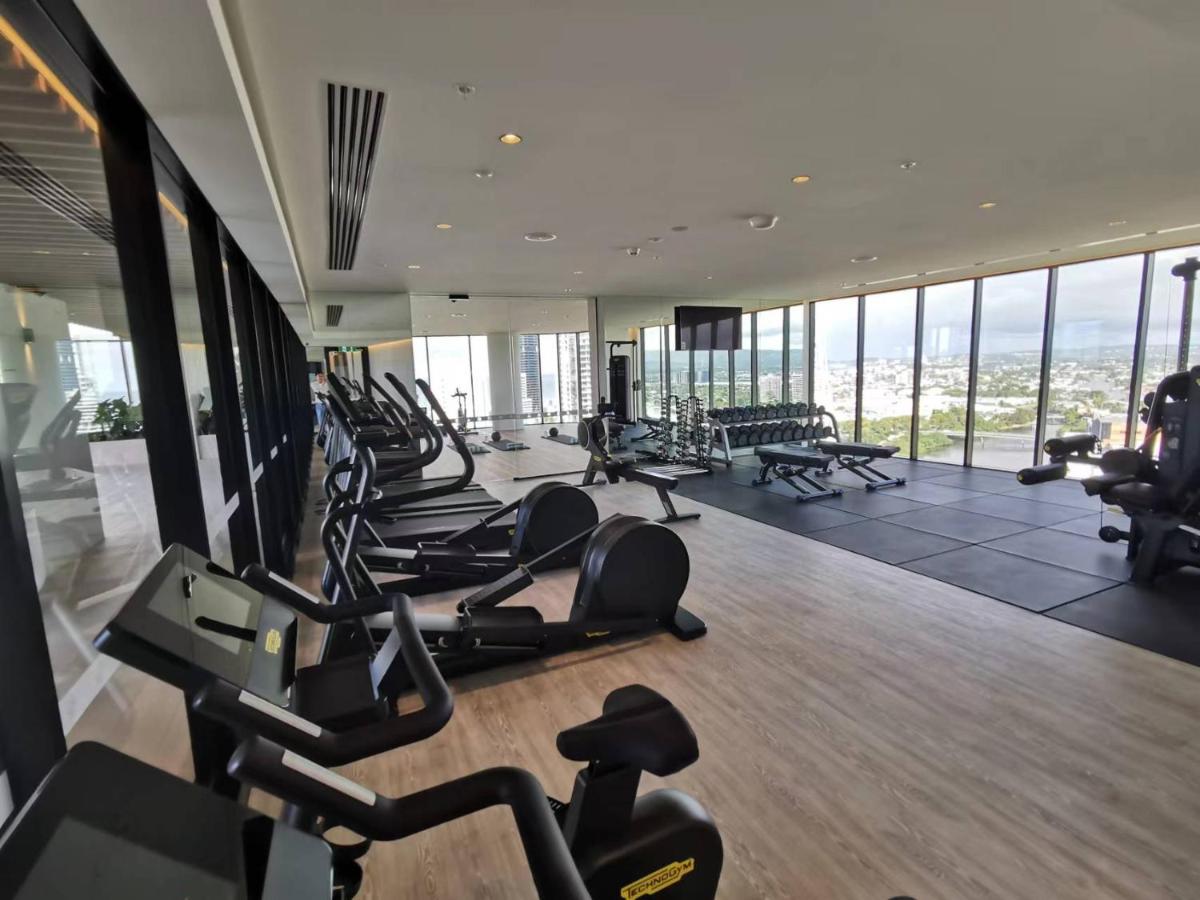 2 Bedroom Luxurious Family Apartment Next To Pacific Fair - Broadbeach Gold Coast Gc22 Esterno foto